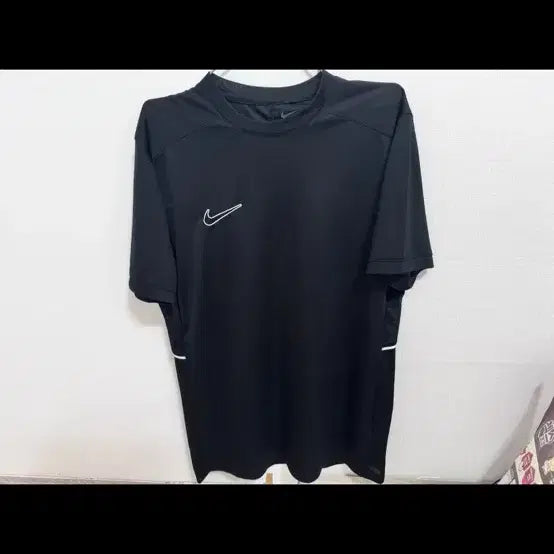[BUNJANG] Nike Dri-FIT Slim Fit T-Shirt Size 105 / 나이키 드라이핏 슬림핏 티셔츠 105