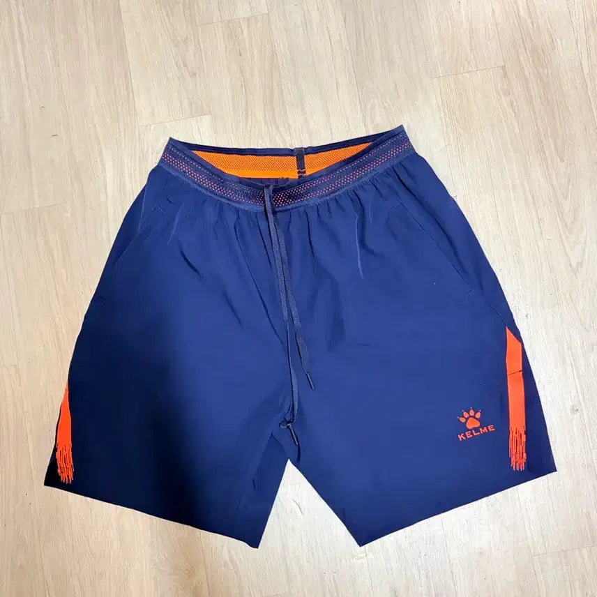 [BUNJANG] Kelme Soccer Training Shorts (Size M) / 켈미 반바지 M사이즈 (축구부)