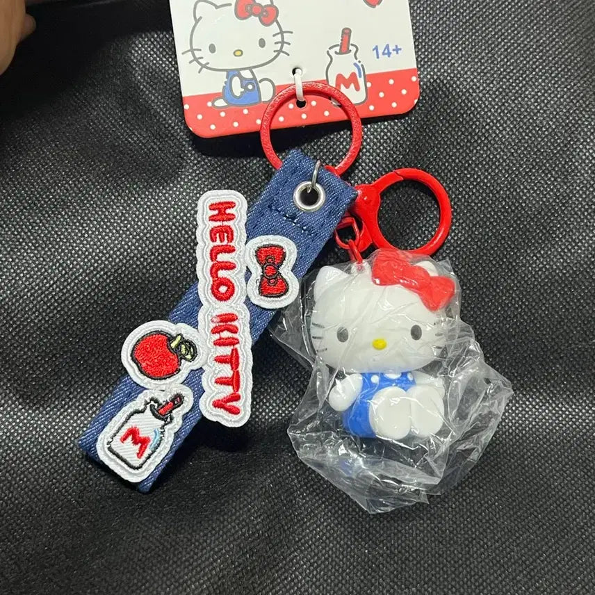 [BUNJANG] Hello Kitty Denim Strap Wappen Figure Keychain / 헬로키티 키티 데님 스트랩 와펜 피규어 키링