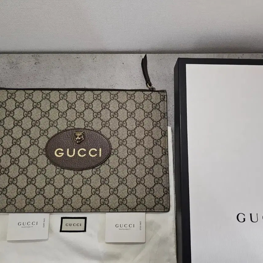 [BUNJANG] Gucci Neo Vintage GG Supreme Clutch Bag / 구찌 네오 빈티지 GG 수프림 클러치백 473956