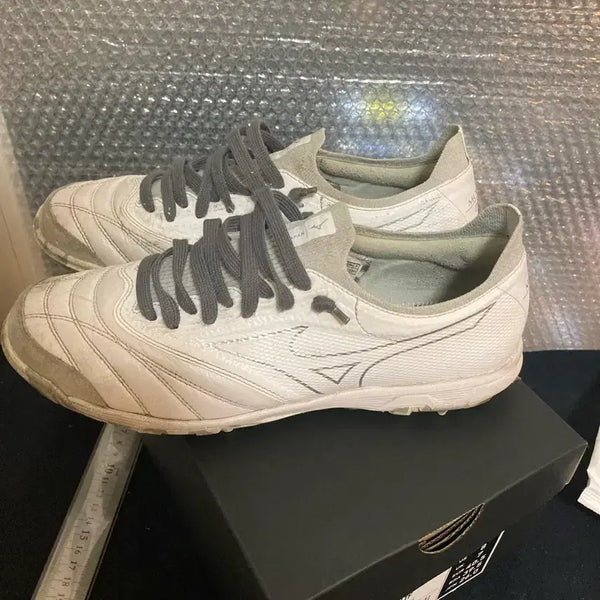 [BUNJANG] Mizuno Morelia Sala Beta JP TF Futsal Soccer Shoes / 미즈노 모렐리아 살라베타jp TF 풋살 축구 260 265