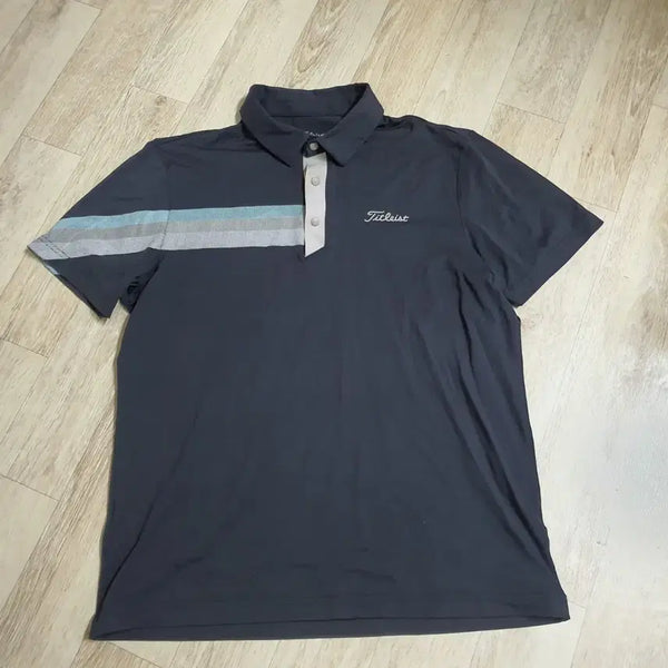 [BUNJANG] Titleist Golf Apparel Short-Sleeve T-Shirt Navy Stripe / 타이틀리스트 티셔츠 100호