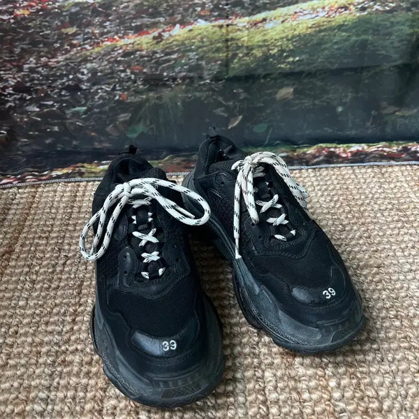 [BUNJANG] Balenciaga Triple S Black Sneakers Size 39 / 발렌시아가 트리플 S 블랙 39사이즈