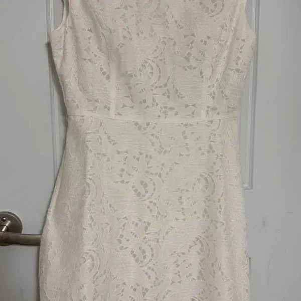 [BUNJANG] Roem White Lace Midi Dress / 로엠 원피스