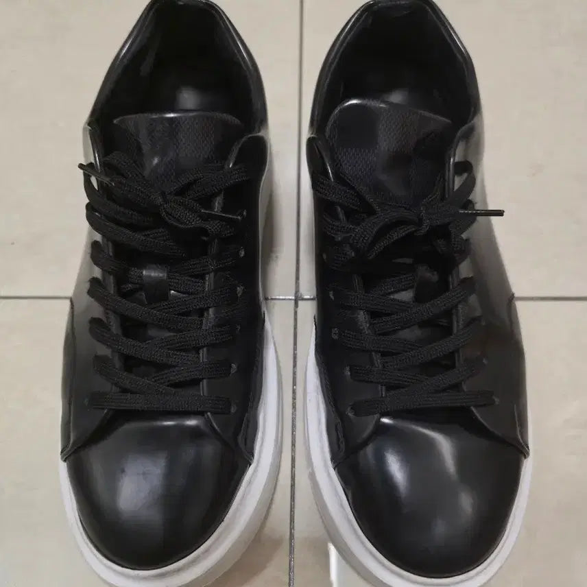 [BUNJANG] Louis Vuitton Damier Burberry Hills Sneakers / 루이비통 다미에 버버리힐스 스니커즈 6반