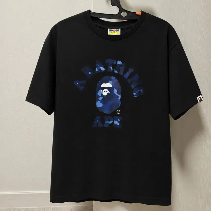 [BUNJANG] BAPE Black Logo Print T-Shirt (L) / 베이프 반팔티 새제품