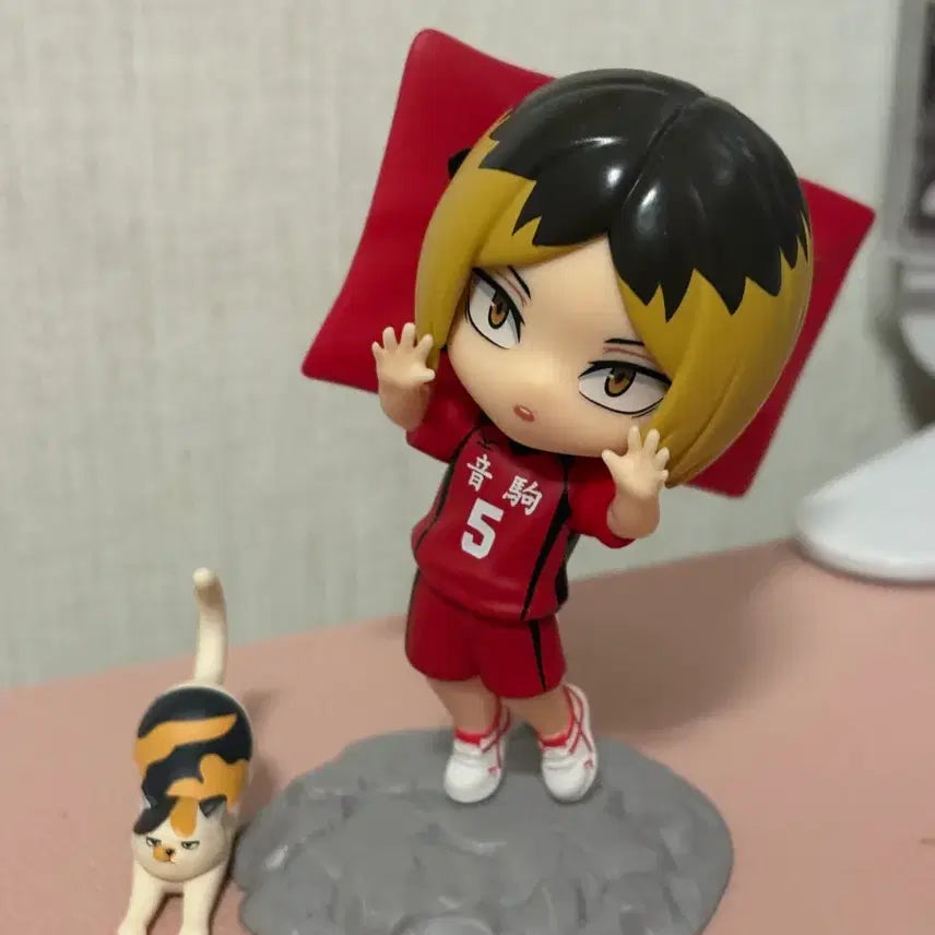 [BUNJANG] Pop Mart Haikyuu!! Kenma Kozume Figure / 팝마트 하이큐 켄마 피규어