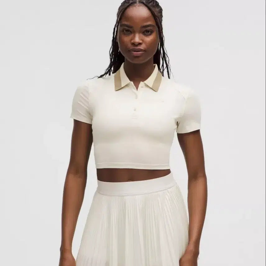 [BUNJANG] Lululemon Cropped Polo T-Shirt Size 6 / 룰루레몬 크롭 폴로 반팔 셔츠 6사이즈
