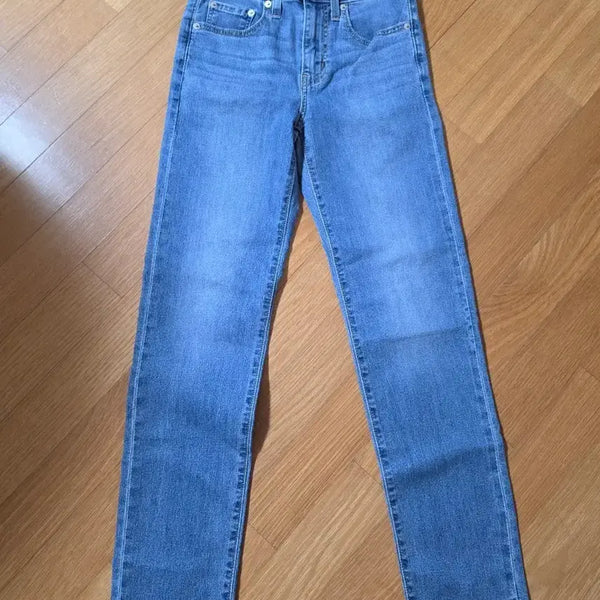 [BUNJANG] Levi's 724 High Rise Straight Jeans Size 24 / 리바이스 724 하이라이즈 스트레이트진 24