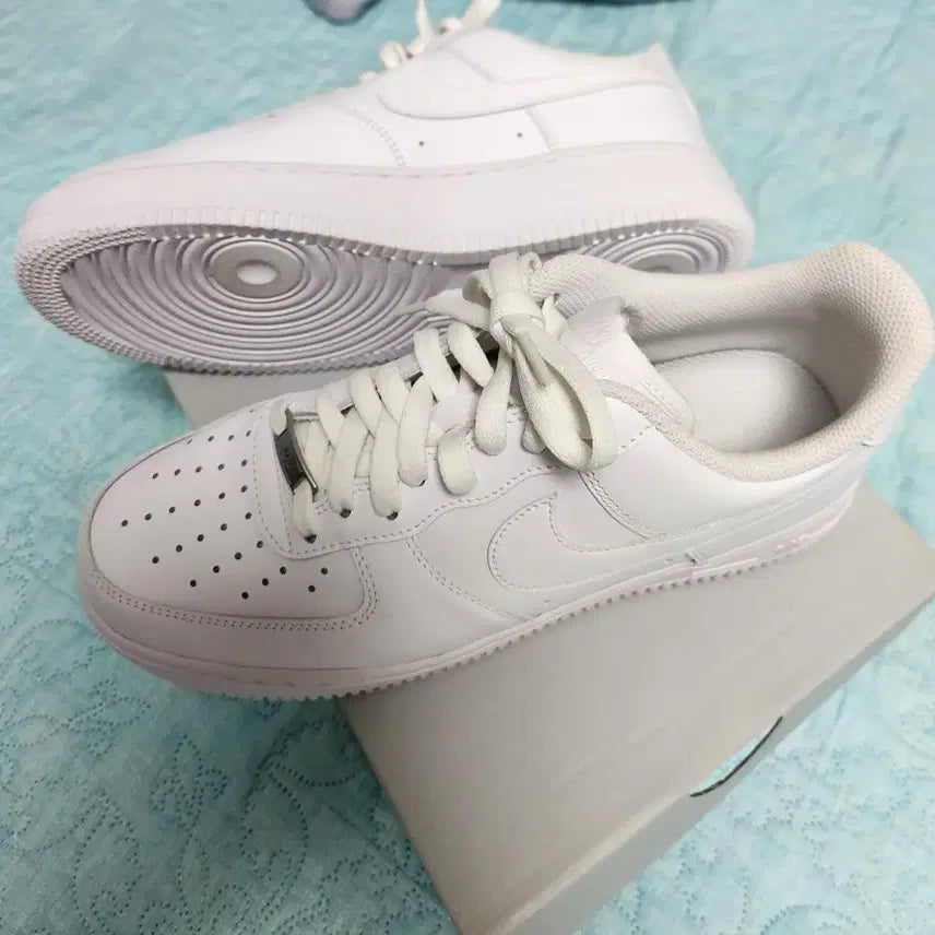 [BUNJANG] Nike Air Force 1 Low Sneakers / 나이키 에어포스 로우 새상품 팝니다