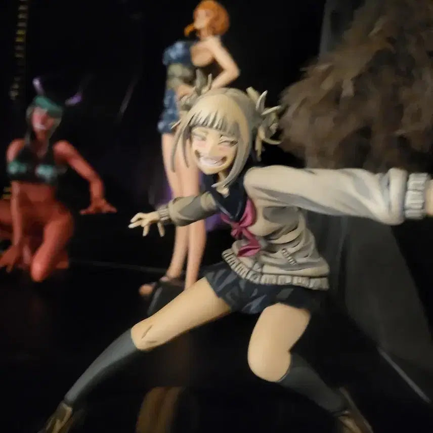 [BUNJANG] My Hero Academia Toga Repainted Figure / 나의 히어로 토가 리페인트 피규어