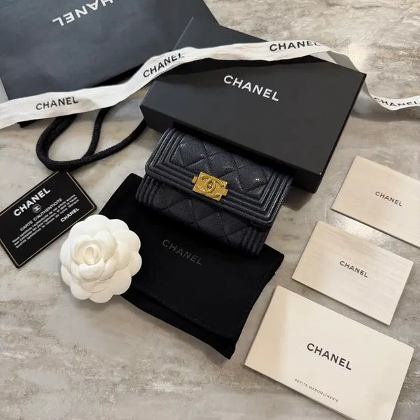 [BUNJANG] Chanel Boy Card Holder Dark Navy Gold Hardware / 정품 샤넬 보이 카드지갑 30 번대
