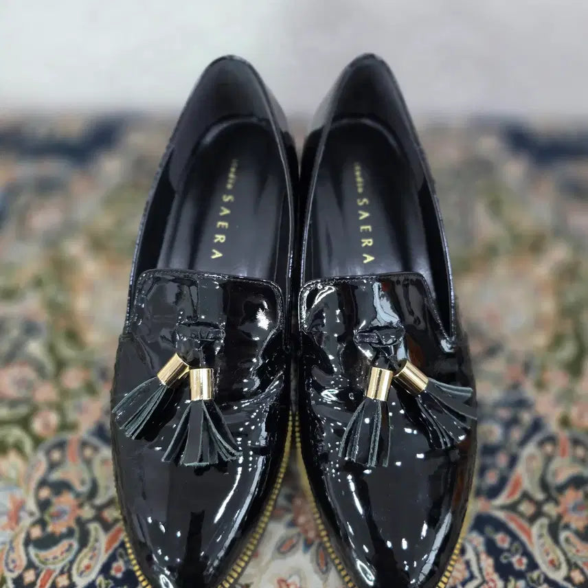 [BUNJANG] SAERA Enamel Tassel Loafers / SAERA 세라 에나멜 태슬 로퍼
