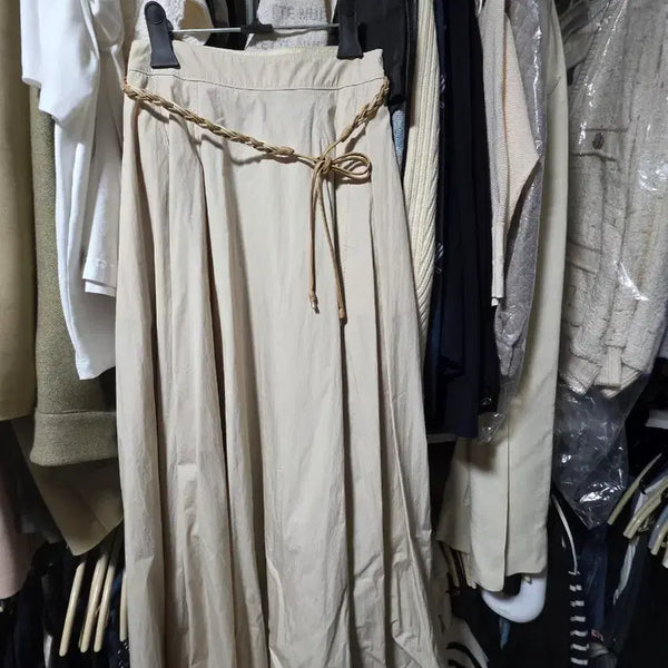 [BUNJANG] TIME Beige Flare Skirt with Belt / 타임 베이지색 플레어 스커트 벨트 포함