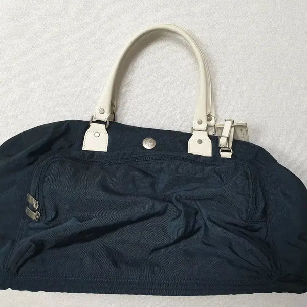[BUNJANG] BMW Boston Bag Navy/Ivory / BMW 보스톤백 네이비/아이보리