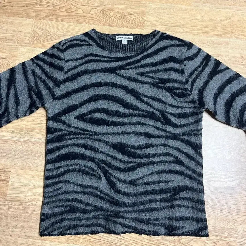 [BUNJANG] Jaded London Zebra Knit / Jaded London 제이디드 런던 지브라 니트