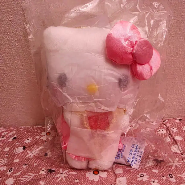 [BUNJANG] Hello Kitty Heart Key Charm Mascot Plush / 키티 헬로키티 하트열쇠 하트참 하트키 백참 백챰 마스코트 인형 산리오