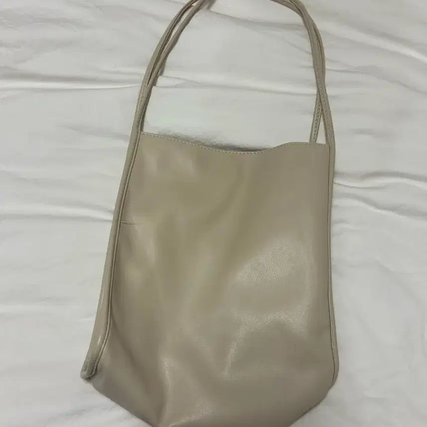 [BUNJANG] MIXXO Ivory Shoulder Bag / 미쏘 아이보리 숄더백