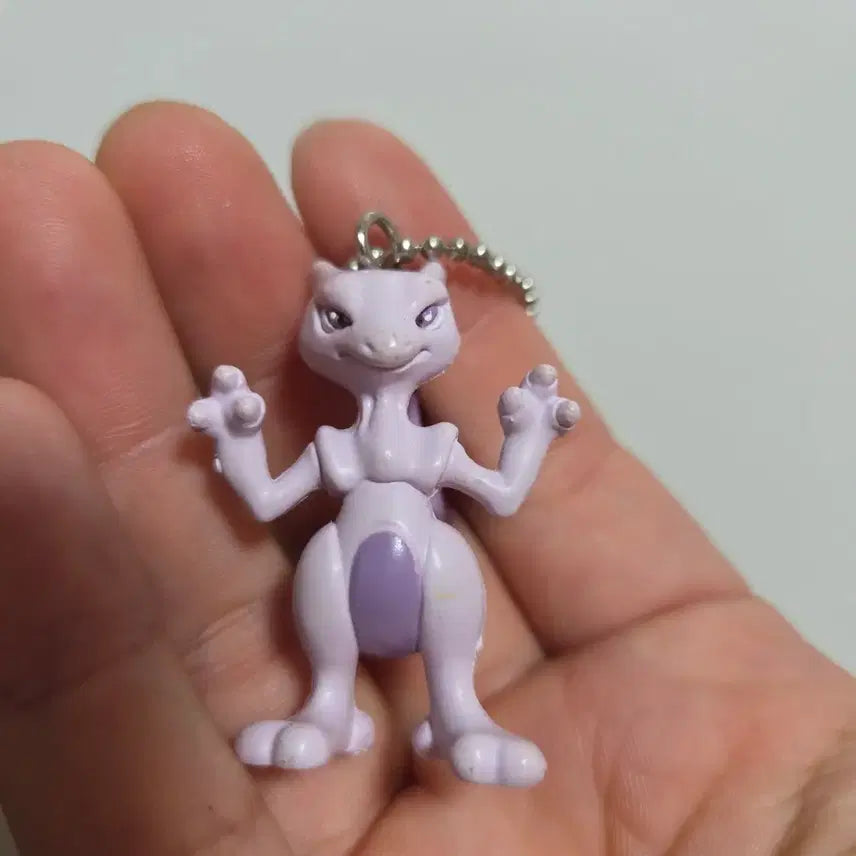 [BUNJANG] Vintage 90s Pokemon Mewtwo Keychain Figure / 빈티지 토이 캐릭터 인형 피규어 고전 90년대 포켓몬스터 뮤츠 키링