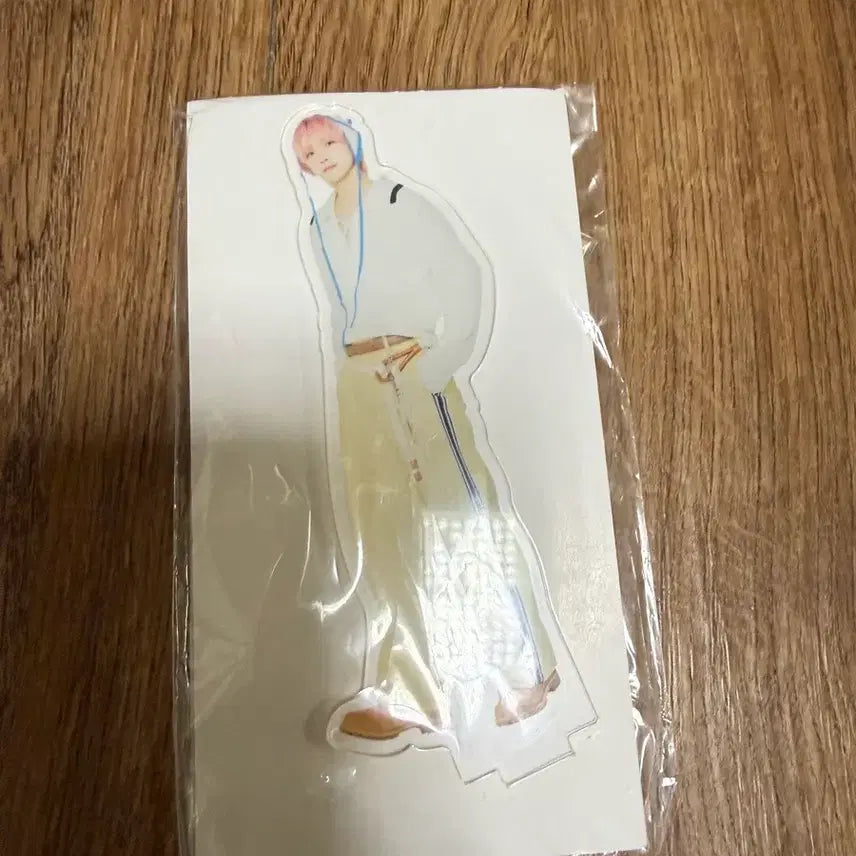 [BUNJANG] ENHYPEN Yuma Popup Arch Standee / 앤팀 카페 유마 팝업 아크스타