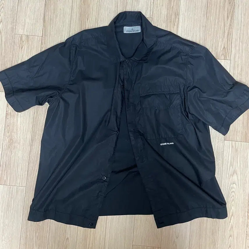 [BUNJANG] Stone Island Nylon Short Sleeve Shirt / 스톤아일랜드 나일론 반팔 셔츠