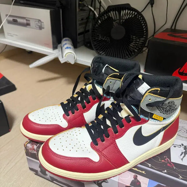 [BUNJANG] Air Jordan 1 Retro High OG "Chicago" Men's (Size 285) - New / [285]유니온시카고 새제품