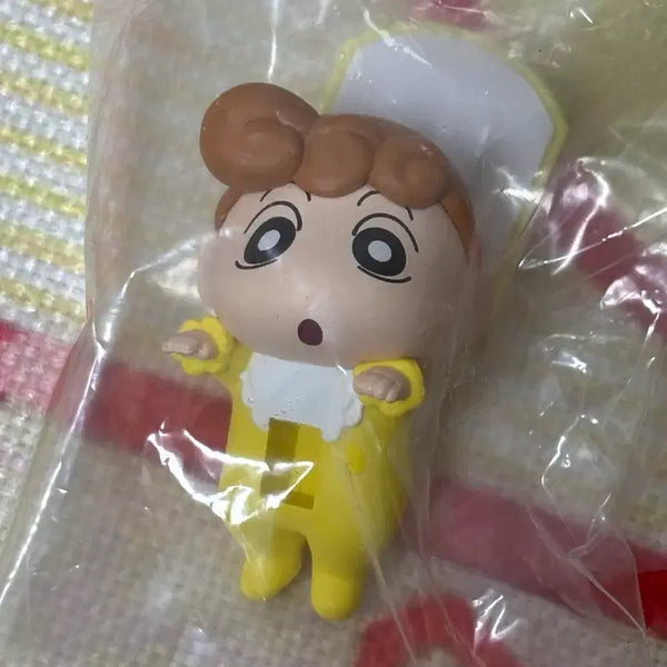 [BUNJANG] Crayon Shin-chan Hyper Gacha Character Figure (Chika) / 짱구는 못말려 히퍼 가챠 (짱아)