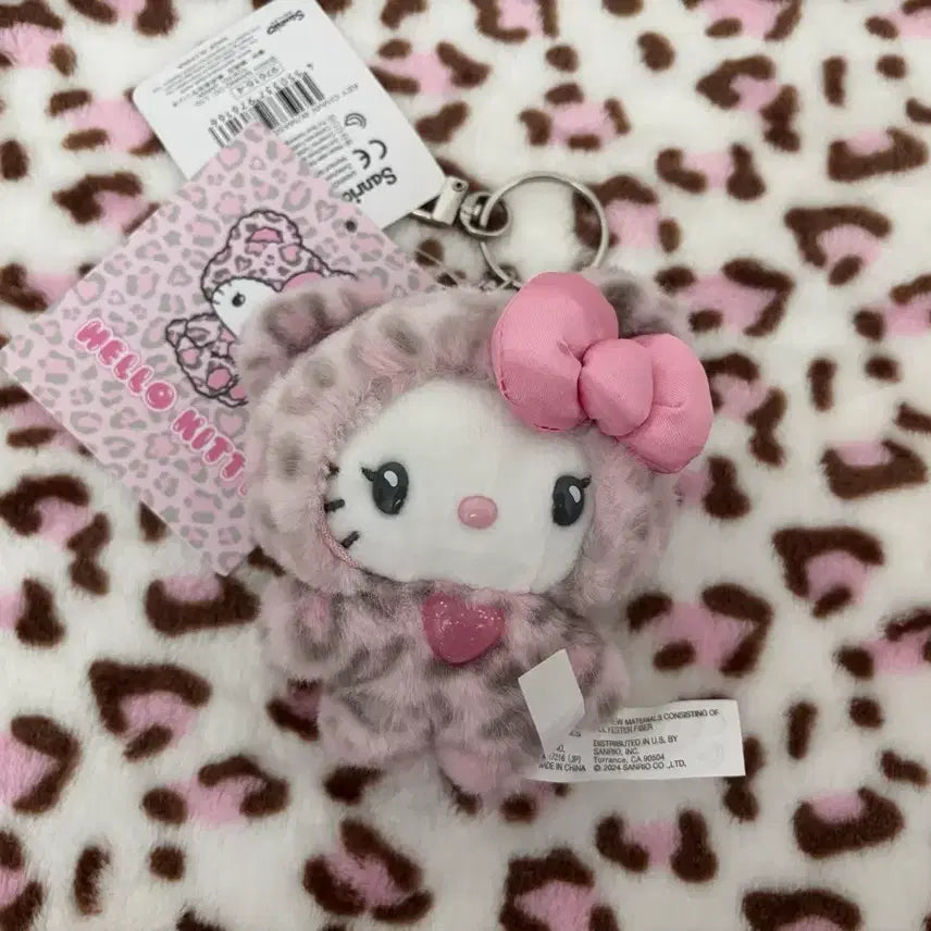 [BUNJANG] Hello Kitty Leopard Print Bear Charm Keychain / 갸루키티 쿠마 핑크 색 헬로키티 호피 쿠마 키링