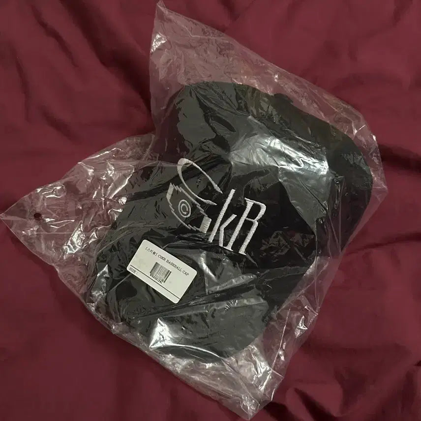 [BUNJANG] SKIZM INDUCING C0KR Baseball Cap (New) / 스키즘인듀싱 C0KR 베이스볼 캡(새 상품)