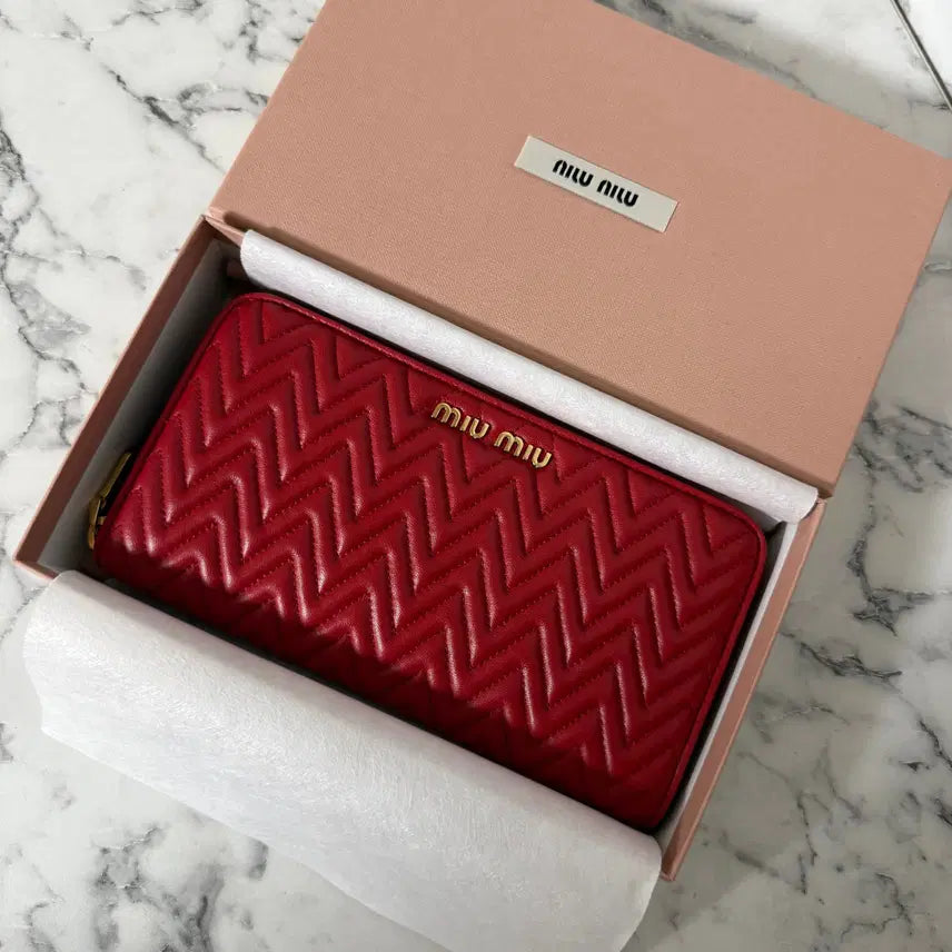 [BUNJANG] Miu Miu Nappa Leather Long Wallet Red / [새상품] 미우미우 나파 장지갑 레드