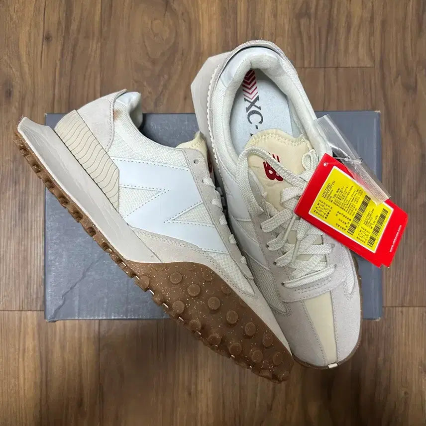[BUNJANG] New Balance Sneakers Ivory 275mm / 뉴발란스 스니커즈 아이보리 275mm