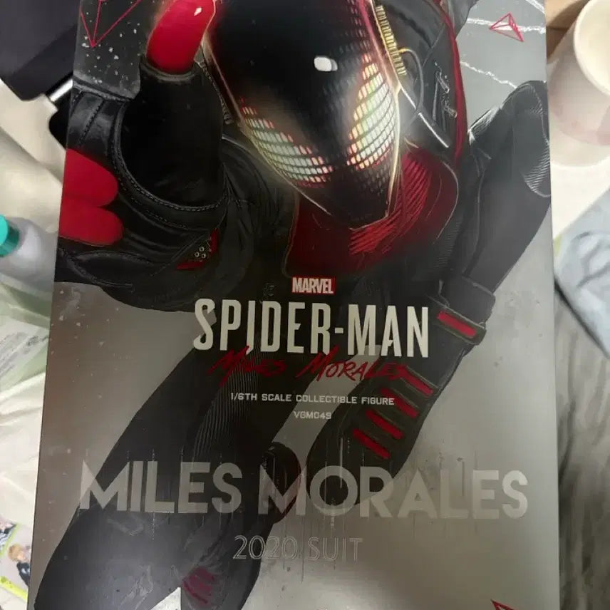 [BUNJANG] Hot Toys Spider-Man Miles Morales 2020 Suit 1/6 Scale Figure / 핫토이 스파이더맨 마일즈 모랄레스 2020 슈트 1/6 피규어