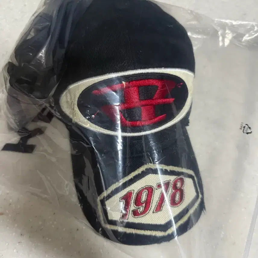 [BUNJANG] Diesel C-Braf Embroidered Patch Baseball Cap Black / 디젤 C-브래프 자수 패치 베이스볼 캡 블랙
