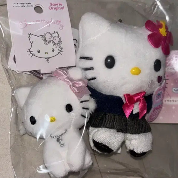 [BUNJANG] Charmmy Kitty & Kogal School Uniform Kitty Mascot Keyring Doll Set / (2종세트) 챠미키티 + 코갸루 교복 키티 y2k 마스코트 키링 인형