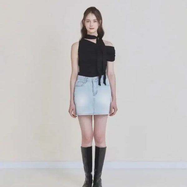 [BUNJANG] Not Your Roses Sera Top Black / 낫유어로즈 세라탑 ( 블랙 )