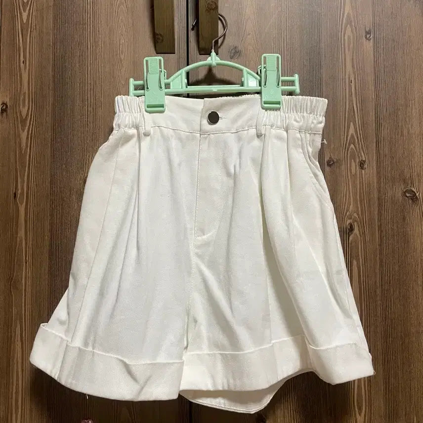 [BUNJANG] Banding Pintuck Shorts / 밴딩 핀턱 반바지 ( 새상품)