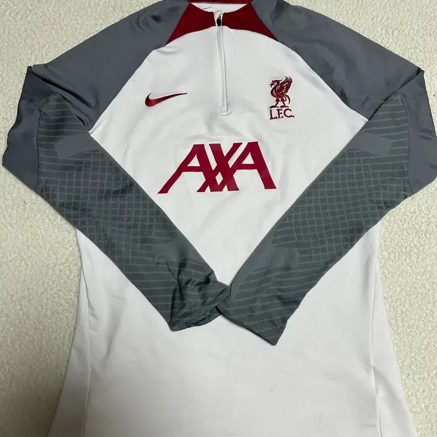 [BUNJANG] Liverpool Drill Top - Kwak Oh-sun / [s] 리버풀 드릴탑 권오선 착용