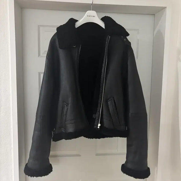 [BUNJANG] VETEMENTS Style Cropped Real Black Mustang Jacket / 베트멍st 크롭 리얼 블랙 무스탕