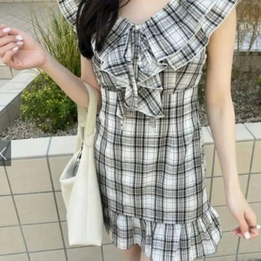 [BUNJANG] GRL Snap Account Dress M Size / GRL 그레일 스나계 원피스 판매 일브