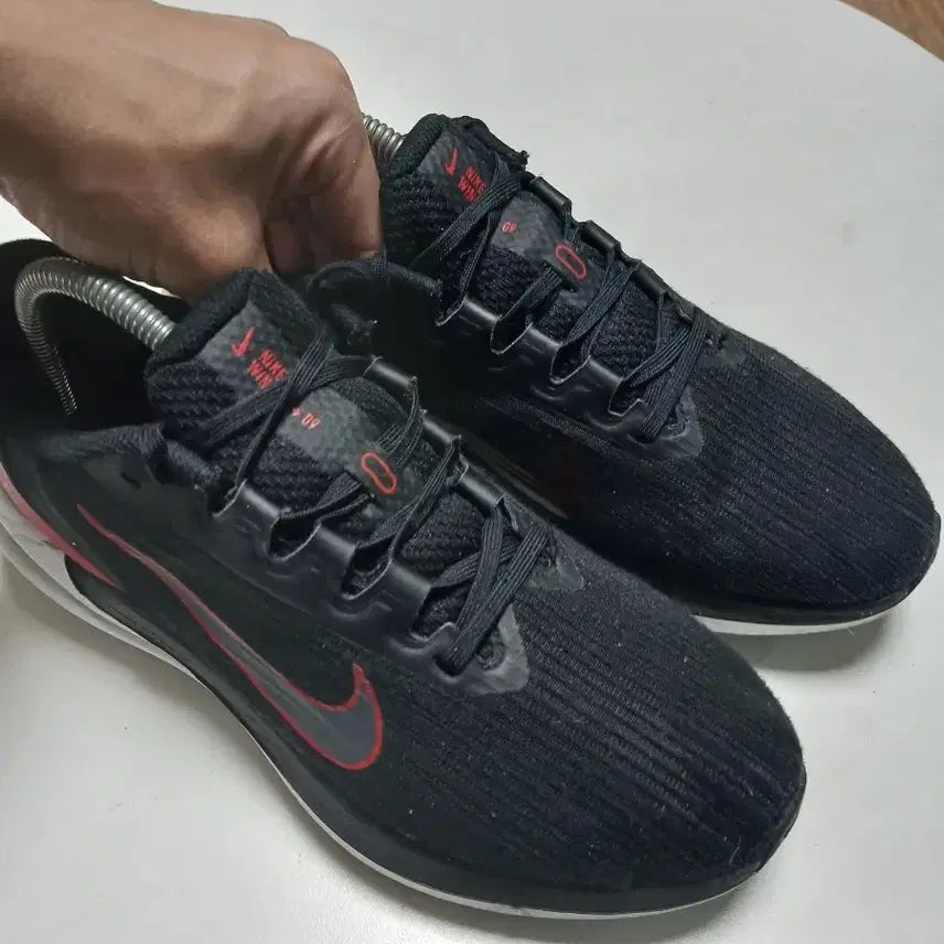 [BUNJANG] Nike Windrunner GT Sneakers Black Red 255 / 나이키 윈드러너 GT 운동화 블랙 레드255