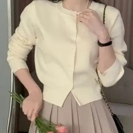 [BUNJANG] Women's Round Neck Semi Crop Cardigan / (F) 여성 라운드 세미 크롭 가디건 크림 한번 착용