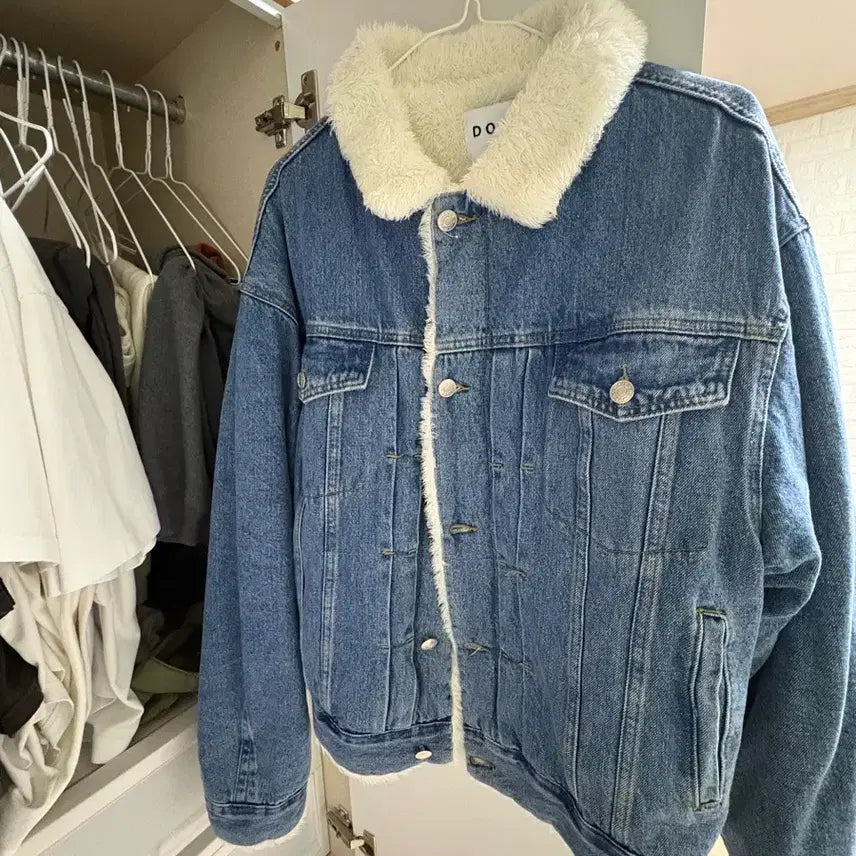 [BUNJANG] DOAN Shearling Lined Denim Jacket / DOAN 양털 데님 자켓