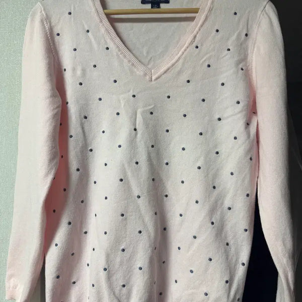 [BUNJANG] Tommy Hilfiger 5-Piece Knitwear Bundle (Pink Dot V-Neck L, Striped, Misc) / 타미힐피거 핑크 도트 브이넥 니트 L,타미스트라이프니트,니트5개다드림
