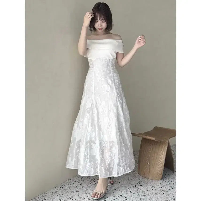 [BUNJANG] Off-Shoulder Floral Pattern Long Dress - White / 오프숄더 플라워 패턴 롱 원피스 화이트 다즐링 스나이델 어깨트임