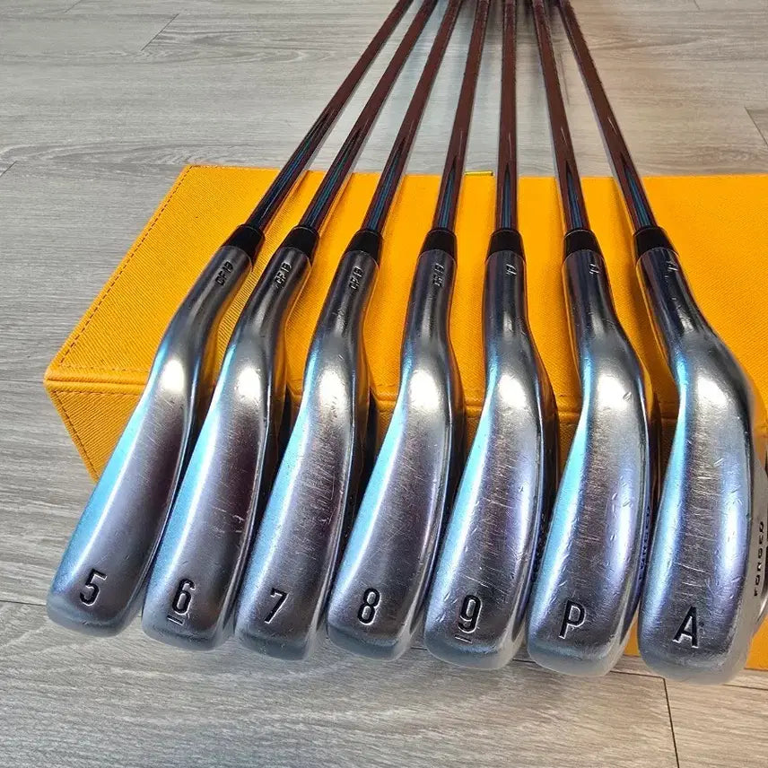 [BUNJANG] Callaway Apex 19 Forged Iron Set (5-A, 7 Clubs) with N.S.PRO Zelos 8 Steel Shaft / 캘러웨이 APEX 19 단조 아이언세트 (5~A, 7개) / 젤로스 8S