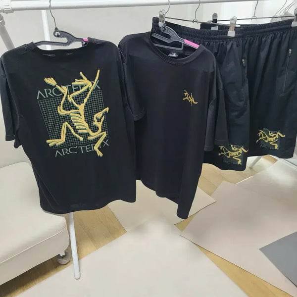 [BUNJANG] Arc'teryx Short Sleeve T-Shirt and Shorts Set / 아크테릭스 반팔 티셔츠  반바지 세트남여가능새상품