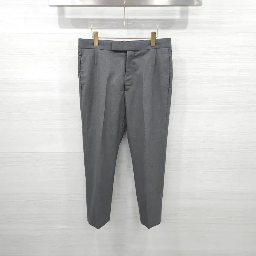 [BUNJANG] Thom Browne Classic Grey Three-Stripe Pants (Size 0) / 0 / 톰브라운 클래식 그레이 삼선 팬츠 MSC001A