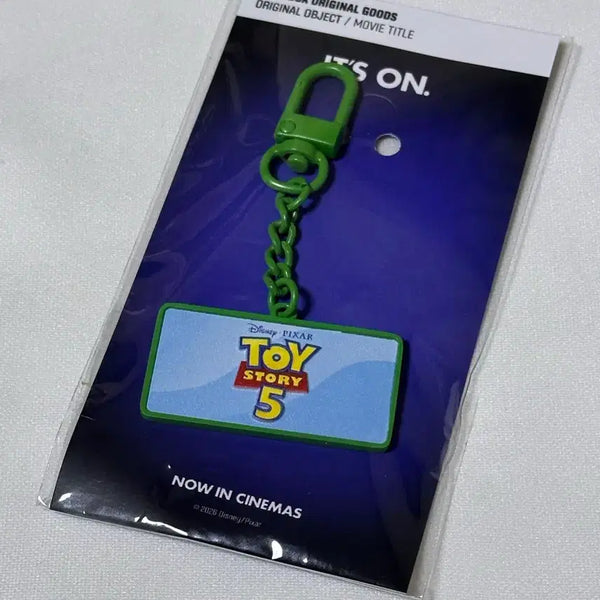 [BUNJANG] New Toy Story 5 Movie Title Keychain / [새상품] 토이스토리5 무비타이틀 키링