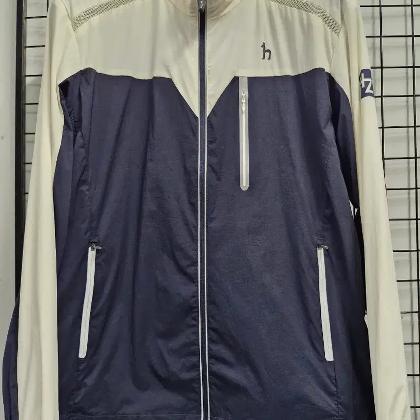 [BUNJANG] Hazzys Golf Functional Zip-Up Jacket (Size 100L) / 100L 헤지스 골프 기능성 집업 자켓.