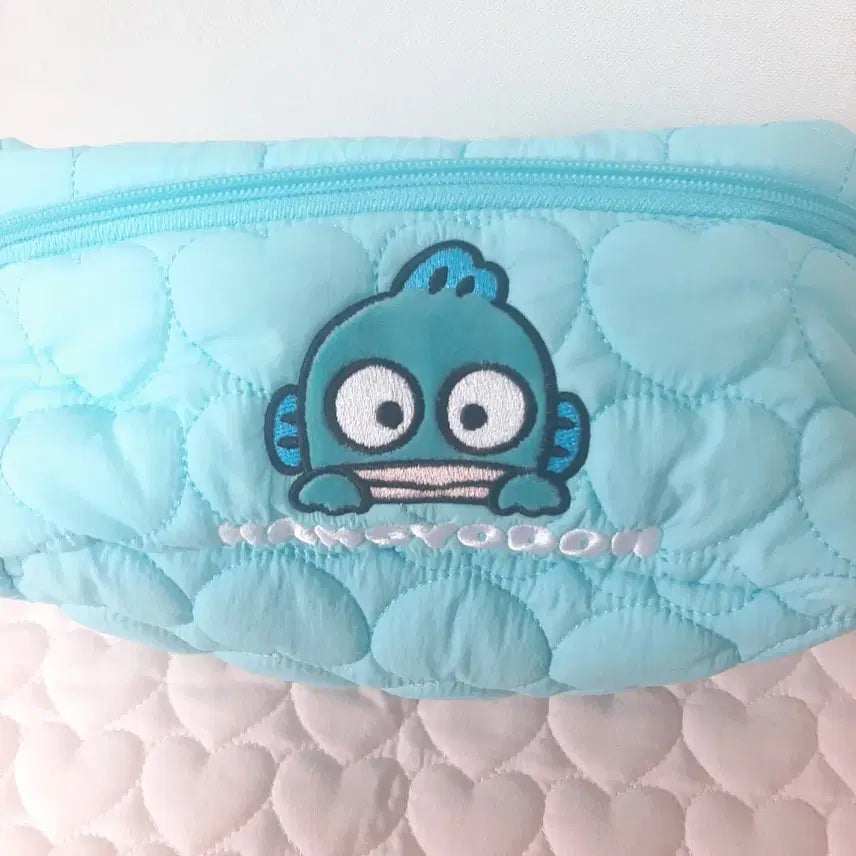 [BUNJANG] Sanrio Hangyodon Quilting Pouch Bag for Cosmetics and Lunch Boxes / 산리오 한교동 퀄팅 손잡이 다용도 화장품 도시락 수납 파우치 가방